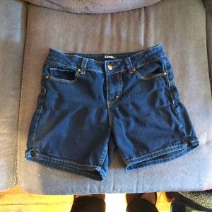 Size 4 Super Soft jean shorts